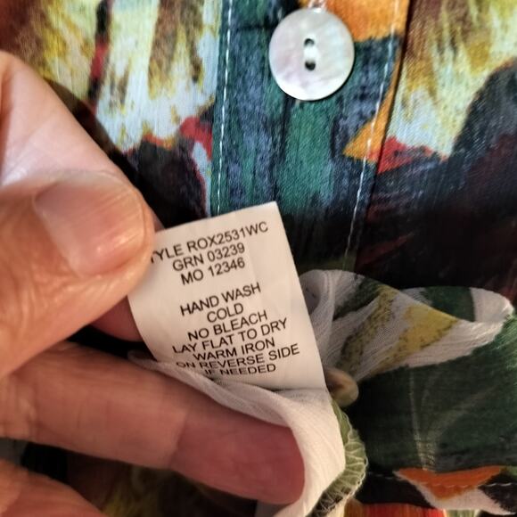 4069) Figueroa & Flower Semi Sheer Colorful Button Down 3/4 Sleeve blouse Sz 2X - Picture 9 of 10